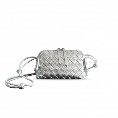BOTTEGA VENETA CONCERT POUCH BAG 794258 (18.5*11.5*8.5cm) BOTTEGA VENETA CONCERT POUCH BAG 794258 (18.5*11.5*8.5cm)